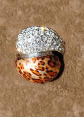 Кольцо с кристаллами Swarovski 