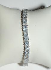 Браслет с натуральными цирконами Браслет с натуральными цирконами